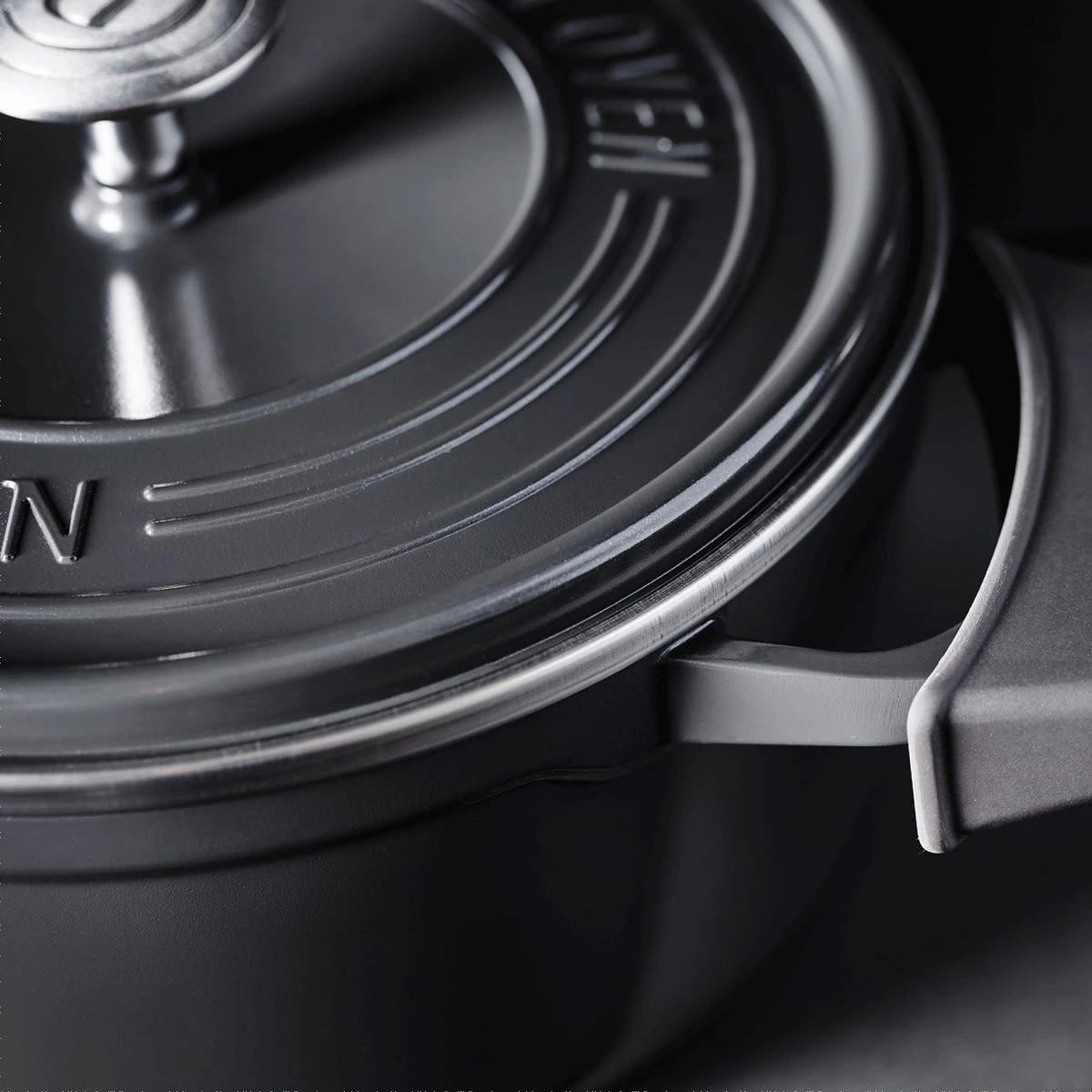 GreenPan Featherweights Braadpan 22cm - Zwart - Inductie - PFAS-vrij 5 GreenPan Featherweights Braadpan 22cm - Zwart - Inductie - PFAS-vrij - Afbeelding 5