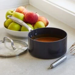 GreenPan Steelpan Copenhagen - Zwart - ø 18 Cm / 2.1 Liter 9 GreenPan Steelpan Copenhagen - Zwart - ø 18 Cm / 2.1 Liter -Greenpan 8ceebd50e6c255fbb628b7c125035cea1711c81b 2 Cop SauceP 18Cm CC003397 001 ProduLife5B15D